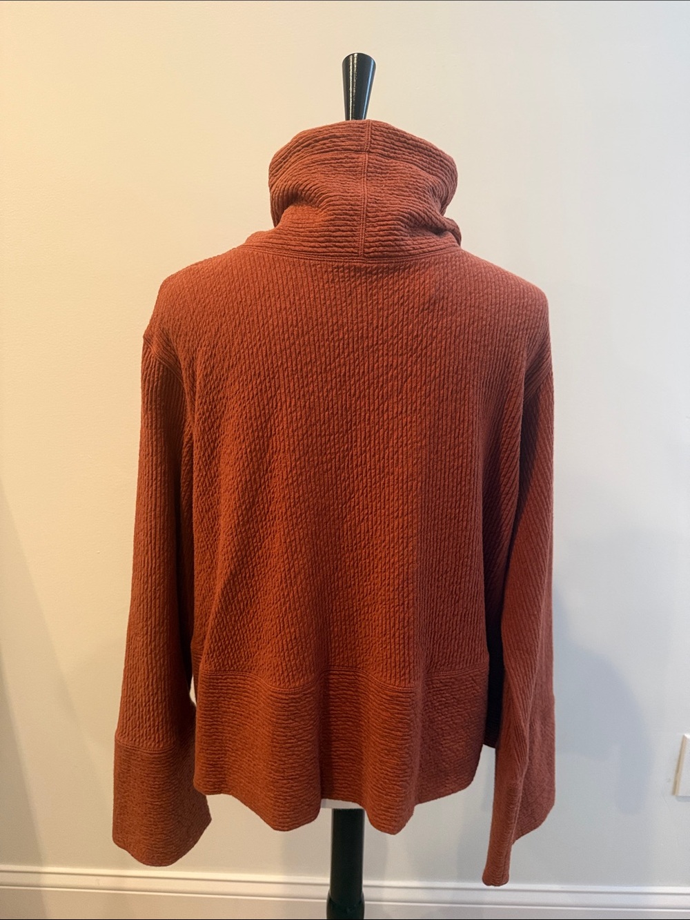 Lululemon Funnel Neck - Picture 2 of 6